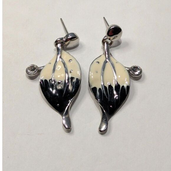 Black White Enamel Painted Rhinestone Necklace Earring Set - Picture 2 of 15